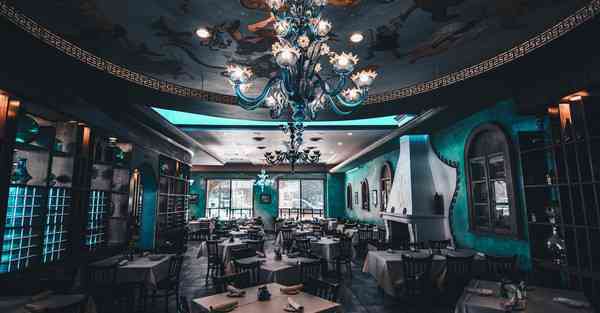 牧场饲喂智能机器人 自动牧场