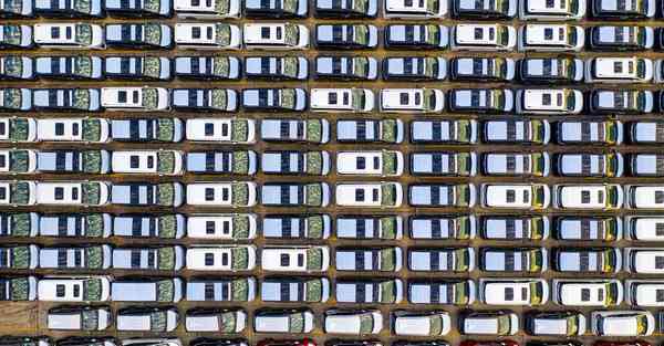 二次元AI绘画6张不自动生成（二次元绘制软件）