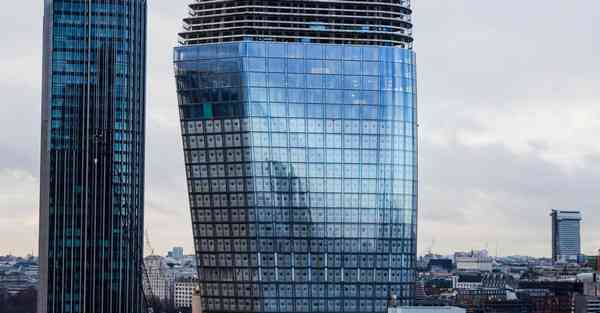 迷你智能桌面机器人：引领未来的个人助手