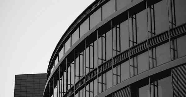 牧场饲喂智能机器人 自动牧场