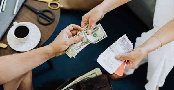 牧场饲喂智能机器人 自动牧场