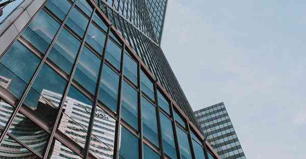 最有趣的人工智能机器人，最有趣的人工智能机器人作文