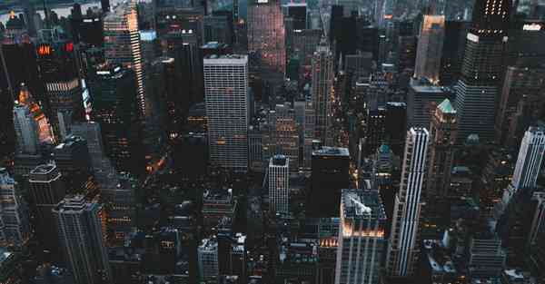 次元裂缝已打开AI绘画花瓣滤镜（次元裂缝已打开AI绘画剪映）