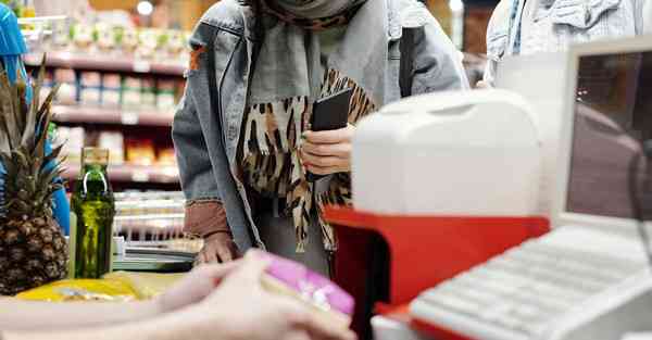 AI绘画亚洲人单眼皮（亚裔单眼皮）