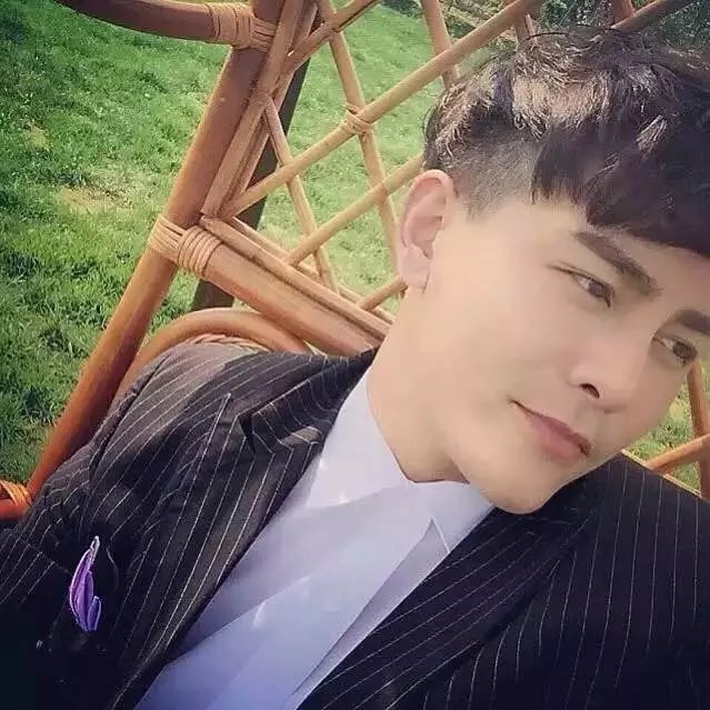 韦才玲东