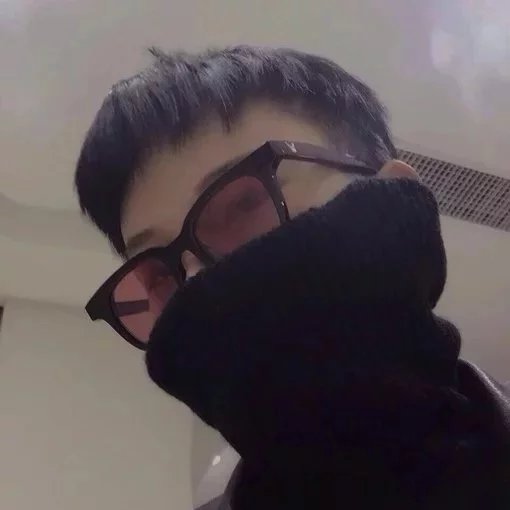 阎荔才云