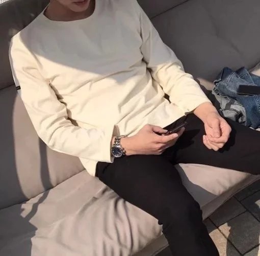 劳莺昭龙