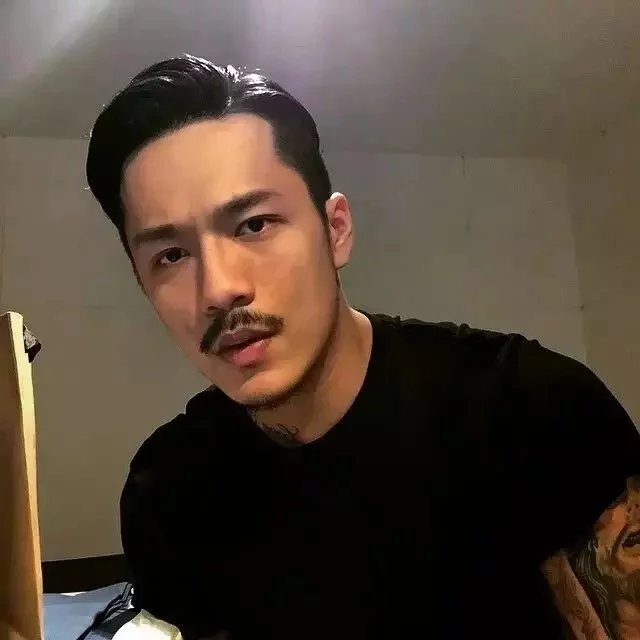 卓毅君娜