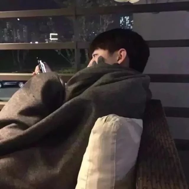 谭蓝元坚