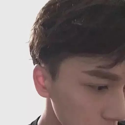 龚亚黛筠